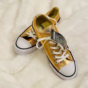 CONVERSE NWT ALL STAR METALLIC SHOES